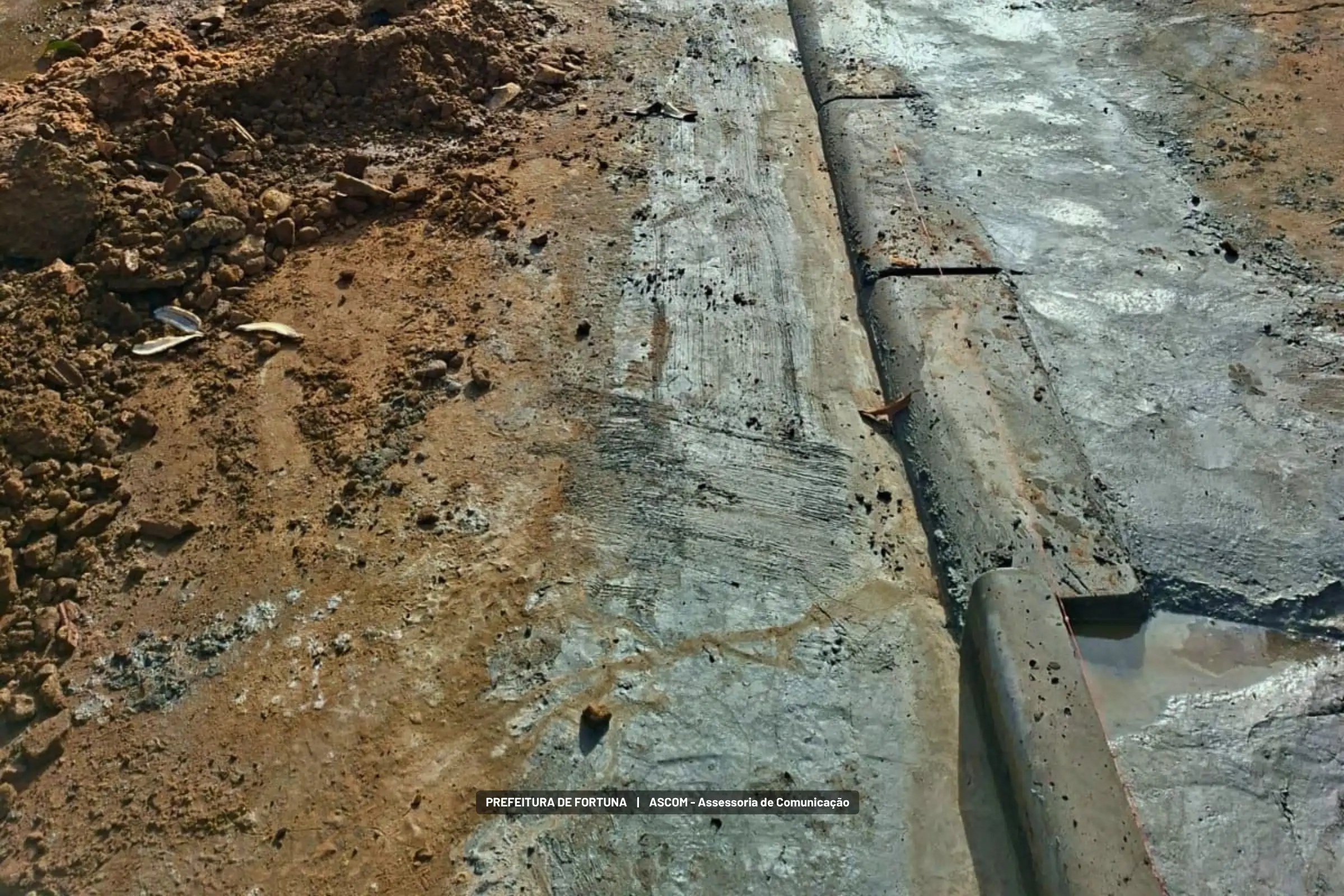 Foto 1 – Prefeitura de Fortuna realiza obra de recuperação na Rua Casimiro de Abreu e reforça infraestrutura urbana